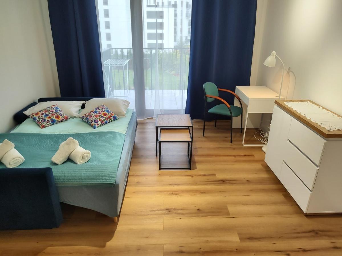 바르샤바 Uroczy Apartament Z Miejscem Na Auto W Garazu 아파트 외부 사진