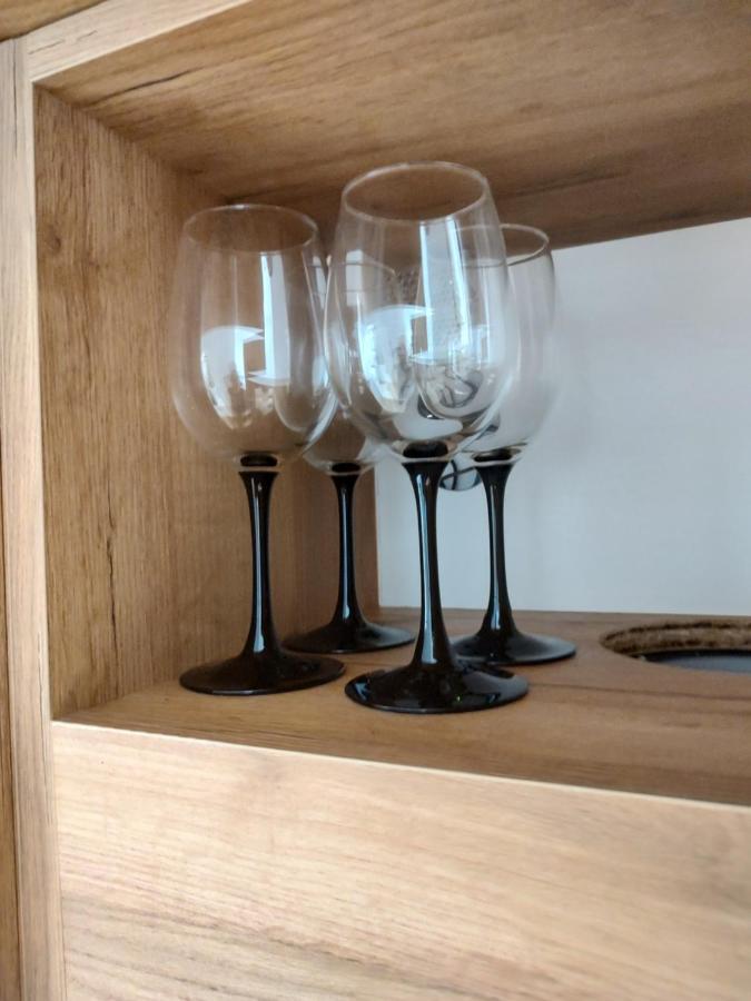 바르샤바 Uroczy Apartament Z Miejscem Na Auto W Garazu 아파트 외부 사진
