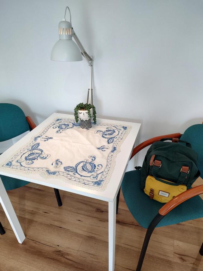 바르샤바 Uroczy Apartament Z Miejscem Na Auto W Garazu 아파트 외부 사진